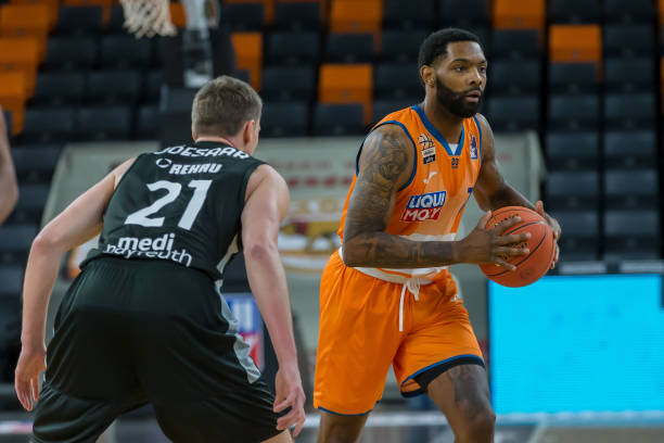 更是让人回 更是让人回