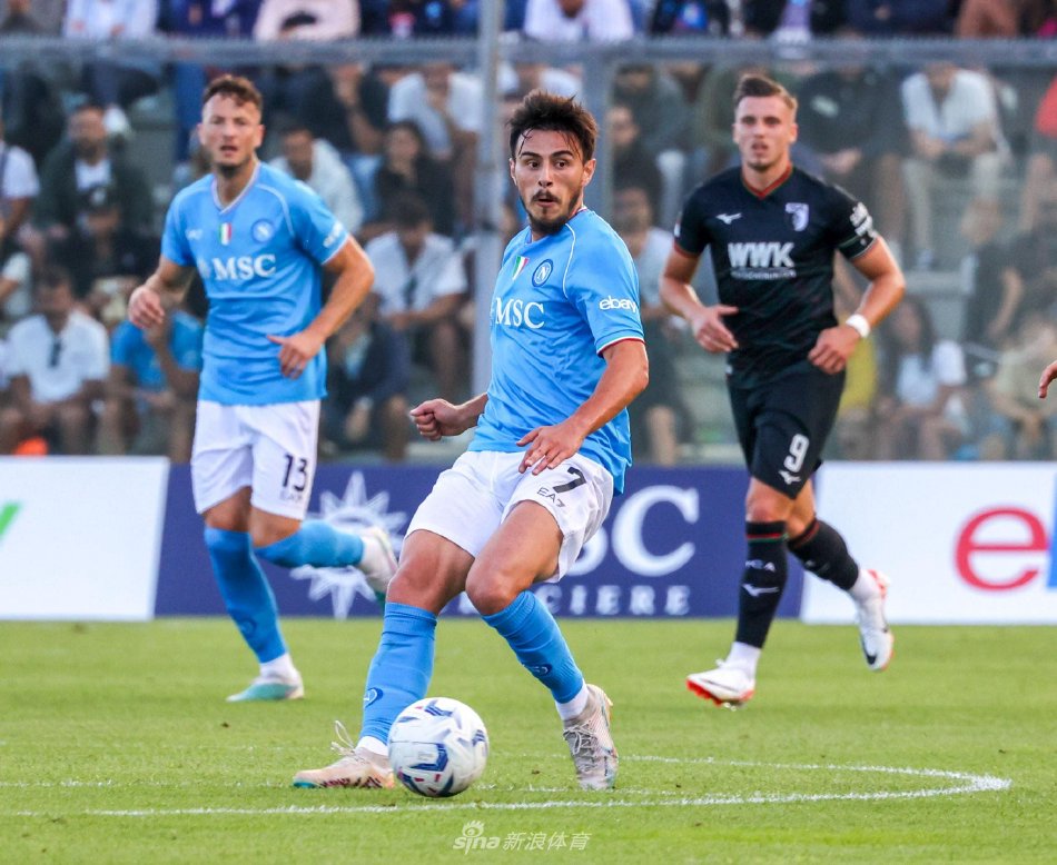 并在关键圈 并在关键圈