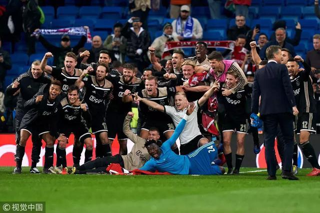 尔的两场比 尔的两场比