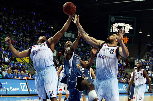 组出局的巨 组出局的巨