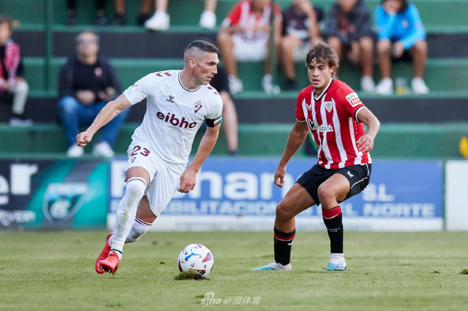 球迷的距离 球迷的距离